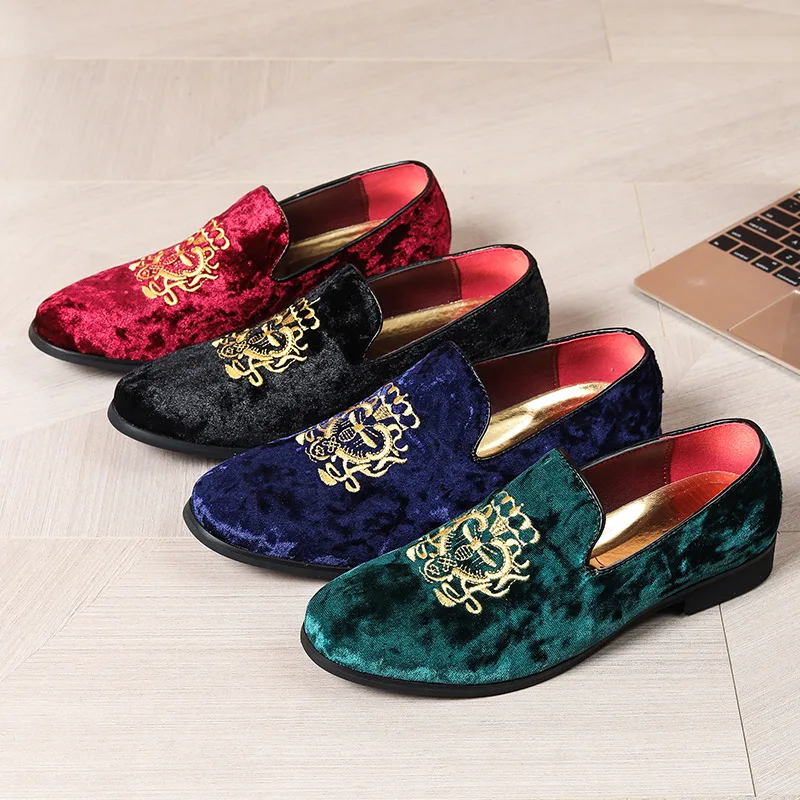 Embroidery On Leather - Spring New Men Leather Casual Shoes