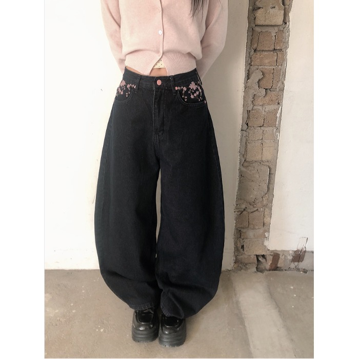 Spring 2026 High Waist Sakura  - đánh giá và giá Embroidery Jeans Sakura