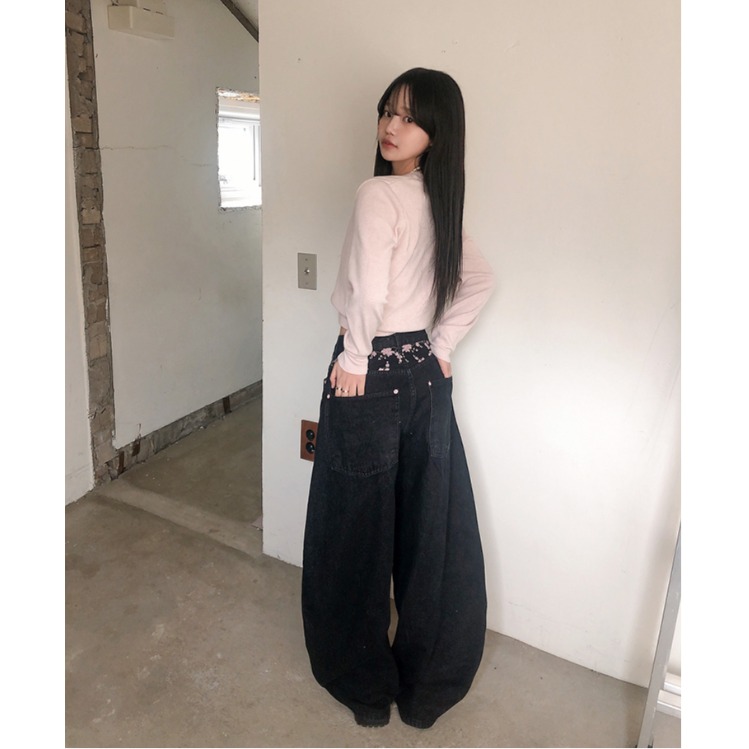 Spring 2026 High Waist Sakura  - đánh giá và giá Embroidery Jeans Sakura