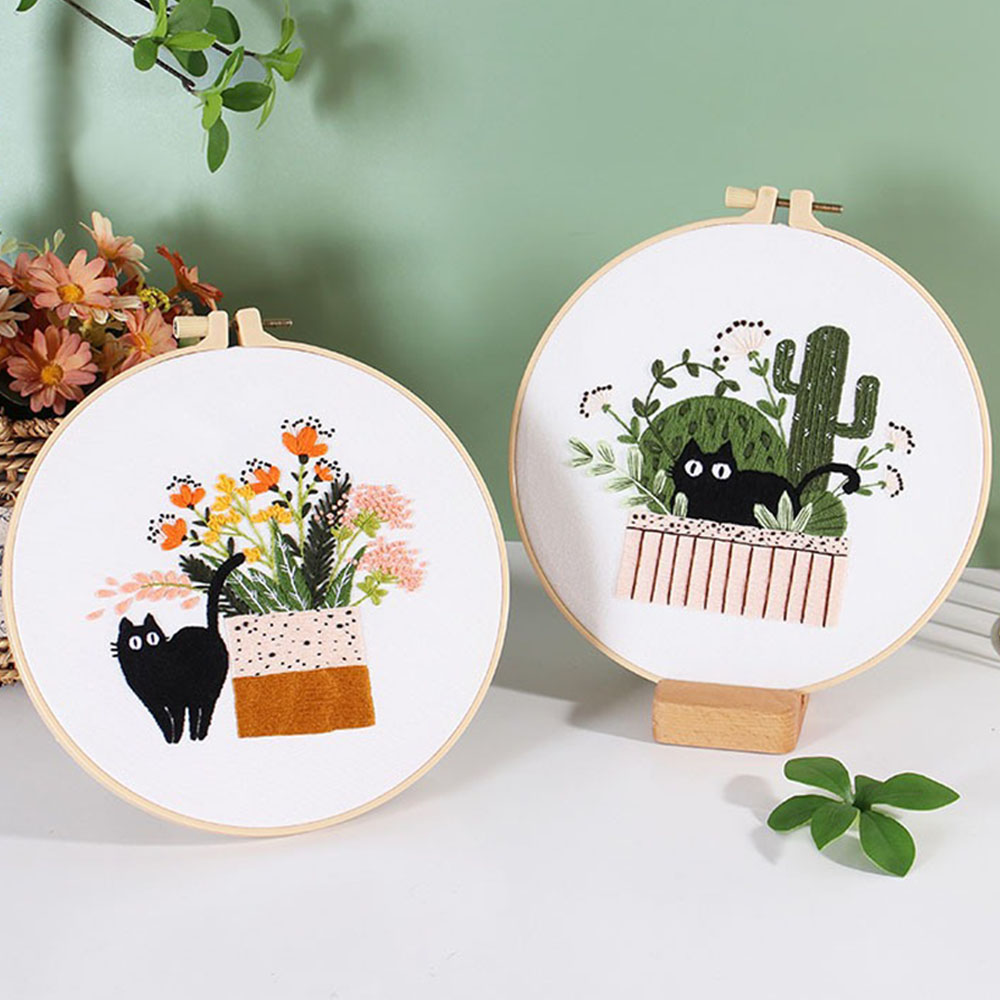 Embroidery Kit with Black Cat  - đánh giá và giá Embroidery Ideas For Bags